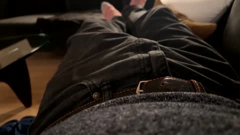 Snapshot of benz10001 chatting on 03-12-25, 11:01 benz10001 online show from 03-12-25, 11:01