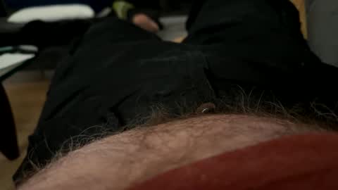 Snapshot of benz10001 chatting on 09-27-25, 03:11 benz10001 online show from 09-27-25, 03:11