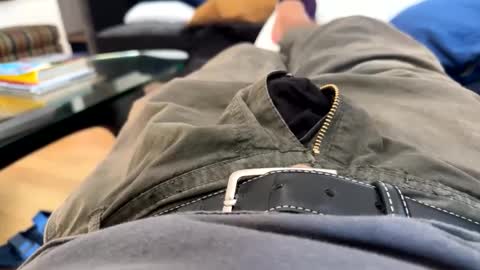 Snapshot of benz10001 chatting on 10-04-25, 04:05 benz10001 online show from 10-04-25, 04:05