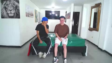 benz boys online show from 11-07-25, 12:05