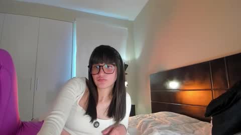 Snapshot of beranco19 chatting on 10-10-25, 04:28 beranco online show from 10-10-25, 04:28