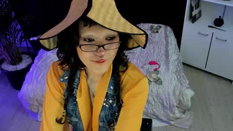 Snapshot of berkanasolde chatting on 10-28-25, 07:12 Berki  new account online show from 10-28-25, 07:12