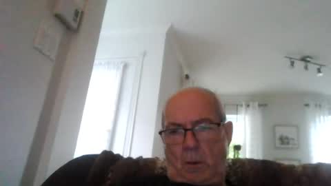 bernard1102 online show from 07-14-26, 10:21