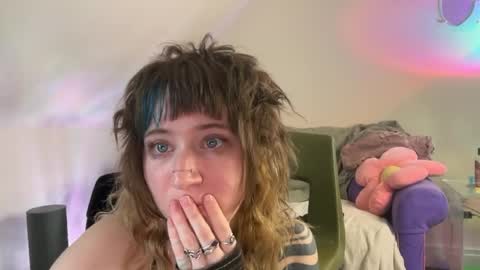 Snapshot of berrislutty chatting on 06-03-26, 12:24 berrislutty online show from 06-03-26, 12:24