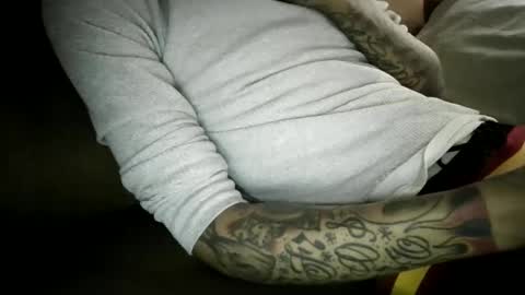 Snapshot of bertdollaz757 chatting on 12-14-24, 09:24 ToxicPipe757 online show from 12-14-24, 09:24