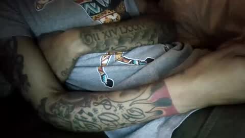 Snapshot of bertdollaz757 chatting on 12-28-24, 03:37 ToxicPipe757 online show from 12-28-24, 03:37