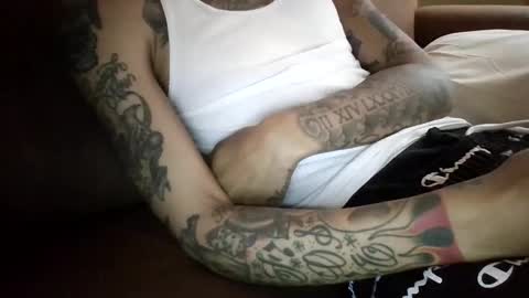 Snapshot of bertdollaz757 chatting on 02-06-25, 02:48 ToxicPipe757 online show from 02-06-25, 02:48