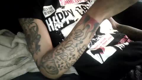 Snapshot of bertdollaz757 chatting on 09-17-25, 03:57 ToxicPipe757 online show from 09-17-25, 03:57