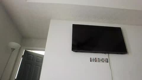 ToxicPipe757 online show from 11-10-25, 01:54