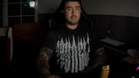 berto3389 online show from 06-17-26, 12:35