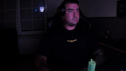 berto3389 online show from 08-04-26, 01:20