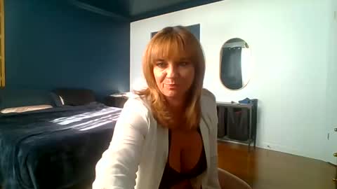 Sexymilf13 online show from 01-22-25, 05:59