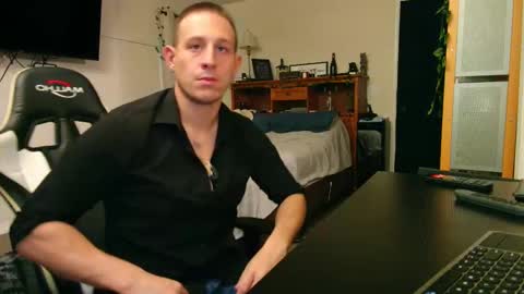 twitter zack1fisher online show from 03-25-26, 06:03