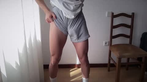Snapshot of bestdick1991 chatting on 05-16-26, 10:01 BEST online show from 05-16-26, 10:01
