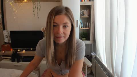 Vicky   online show from 03-10-26, 08:41