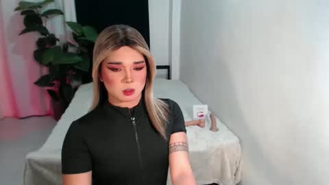 bestgirljulia online show from 02-20-26, 08:05