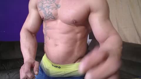 Snapshot of bestmuscle chatting on 12-30-24, 05:02 bestmuscle online show from 12-30-24, 05:02