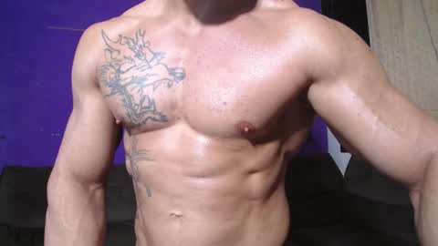 Snapshot of bestmuscle chatting on 02-26-25, 09:16 bestmuscle online show from 02-26-25, 09:16