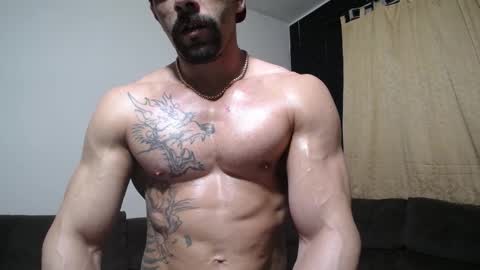 Snapshot of bestmuscle chatting on 10-04-25, 04:10 bestmuscle online show from 10-04-25, 04:10