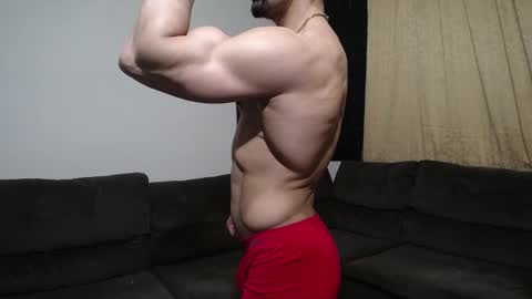 Snapshot of bestmuscle chatting on 10-11-25, 05:28 bestmuscle online show from 10-11-25, 05:28