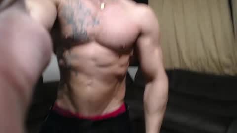 Snapshot of bestmuscle chatting on 05-22-26, 08:47 bestmuscle online show from 05-22-26, 08:47
