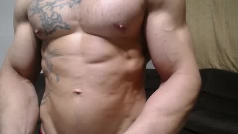Snapshot of bestmuscle chatting on 06-05-26, 10:15 bestmuscle online show from 06-05-26, 10:15