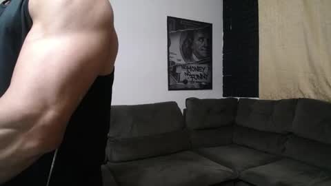Snapshot of bestmuscle chatting on 06-08-26, 12:47 bestmuscle online show from 06-08-26, 12:47