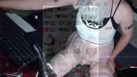 Snapshot of betacuckloser33 chatting on 03-15-26, 03:56 BCL33 online show from 03-15-26, 03:56