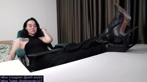 bethanylenz2 online show from 02-19-26, 12:56