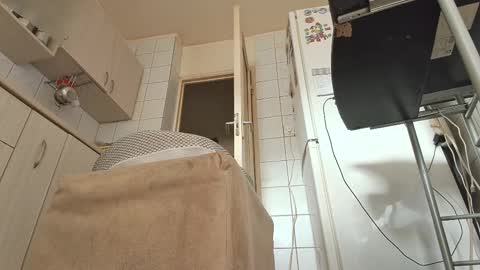 Snapshot of bethnorth chatting on 03-03-25, 11:44 bethnorth online show from 03-03-25, 11:44