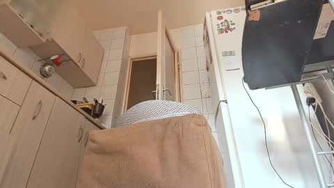 Snapshot of bethnorth chatting on 03-09-25, 01:37 bethnorth online show from 03-09-25, 01:37