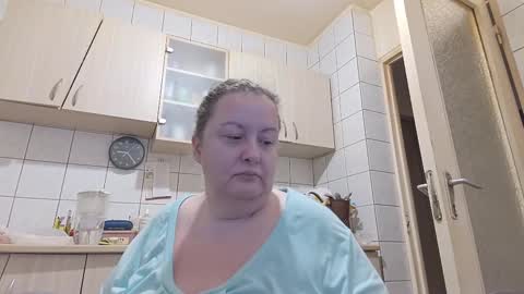 Snapshot of bethnorth chatting on 03-10-25, 05:22 bethnorth online show from 03-10-25, 05:22