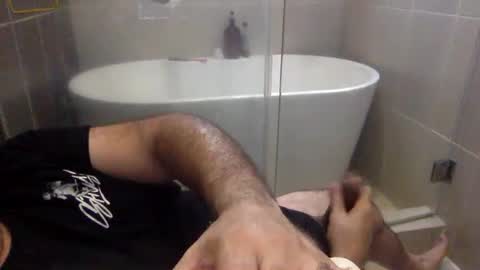 Snapshot of betoooox chatting on 12-28-24, 01:49 Virtual Gentleman online show from 12-28-24, 01:49