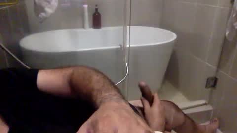 Snapshot of betoooox chatting on 02-02-25, 12:30 Virtual Gentleman online show from 02-02-25, 12:30