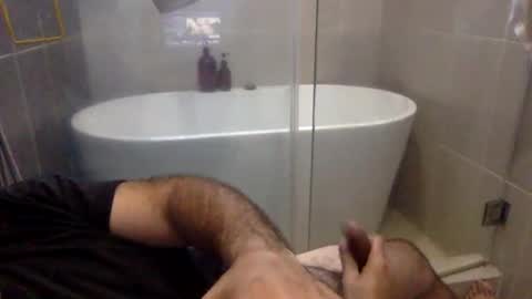 Snapshot of betoooox chatting on 02-11-25, 01:51 Virtual Gentleman online show from 02-11-25, 01:51