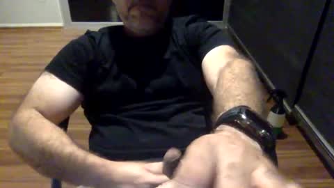 Snapshot of betoooox chatting on 03-01-25, 12:07 Virtual Gentleman online show from 03-01-25, 12:07