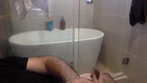 Snapshot of betoooox chatting on 03-01-25, 09:37 Virtual Gentleman online show from 03-01-25, 09:37