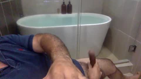 Snapshot of betoooox chatting on 09-29-25, 02:44 Virtual Gentleman online show from 09-29-25, 02:44