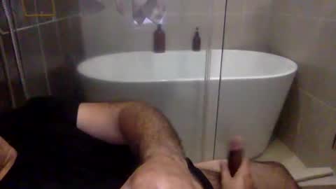 Snapshot of betoooox chatting on 10-04-25, 12:25 Virtual Gentleman online show from 10-04-25, 12:25