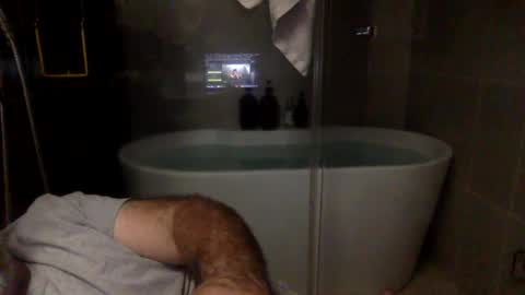 Snapshot of betoooox chatting on 10-06-25, 04:10 Virtual Gentleman online show from 10-06-25, 04:10