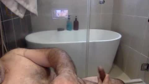 Snapshot of betoooox chatting on 11-16-25, 01:17 Virtual Gentleman online show from 11-16-25, 01:17