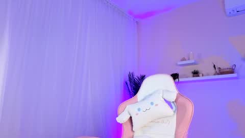 Betty online show from 04-22-26, 03:20