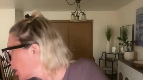 Best Time and Even better Convo online show from 11-23-25, 02:22