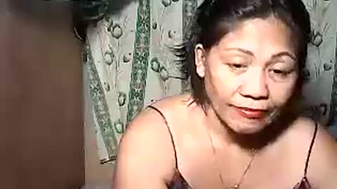 Snapshot of betty_83 chatting on 07-05-26, 01:07 betty_83 online show from 07-05-26, 01:07
