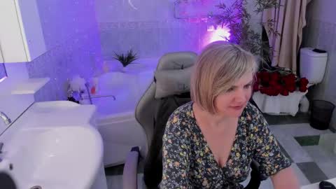 Betty online show from 04-24-26, 08:17