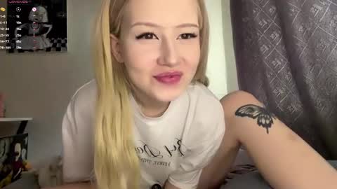 Snapshot of bettymorante chatting on 06-11-26, 04:10 Hinata online show from 06-11-26, 04:10