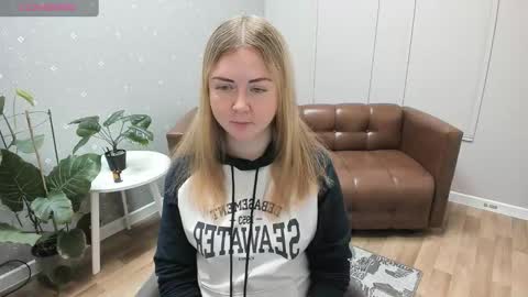 Mila Sweet online show from 11-26-25, 05:08