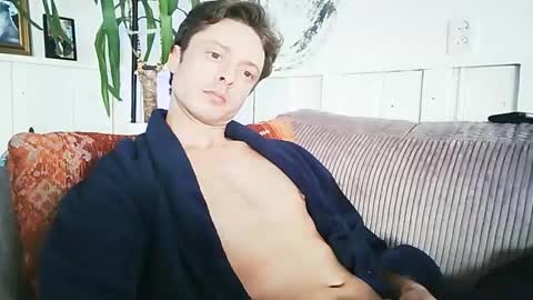 Snapshot of beukenstein chatting on 01-13-25, 11:52 . online show from 01-13-25, 11:52