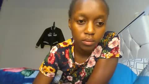 Snapshot of beverlyne5 chatting on 02-27-26, 09:48 beverly online show from 02-27-26, 09:48