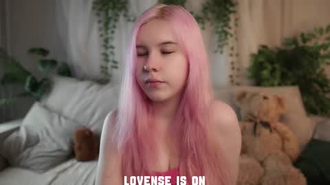 Snapshot of bezuya chatting on 12-01-25, 01:21 Eliz online show from 12-01-25, 01:21